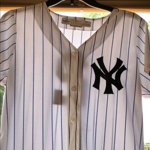 Yankee jersey- woman’s